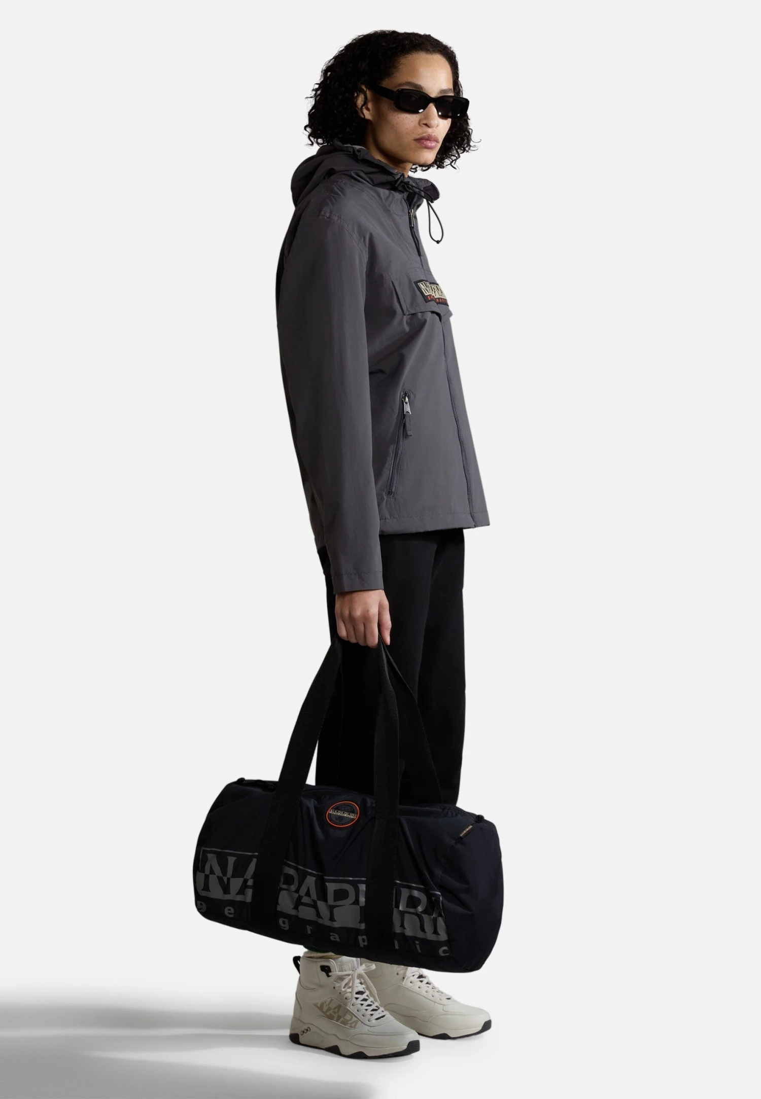 Napapijri Salina Small - Sporttas - Black 4 Napapijri Salina Small - Sporttas - Black - Afbeelding 2