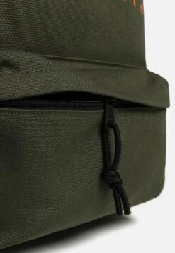 Napapijri Hering - Rugzak - Green Depths 9 Napapijri Hering - Rugzak - Green Depths -Napapijri 30d4fe31ef23417d89d69513a99fc754