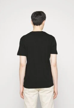 Napapijri T-Shirt Print - Black 10 Napapijri T-Shirt Print - Black -Napapijri 37ba8d34c36944be9512bd392f6d4848