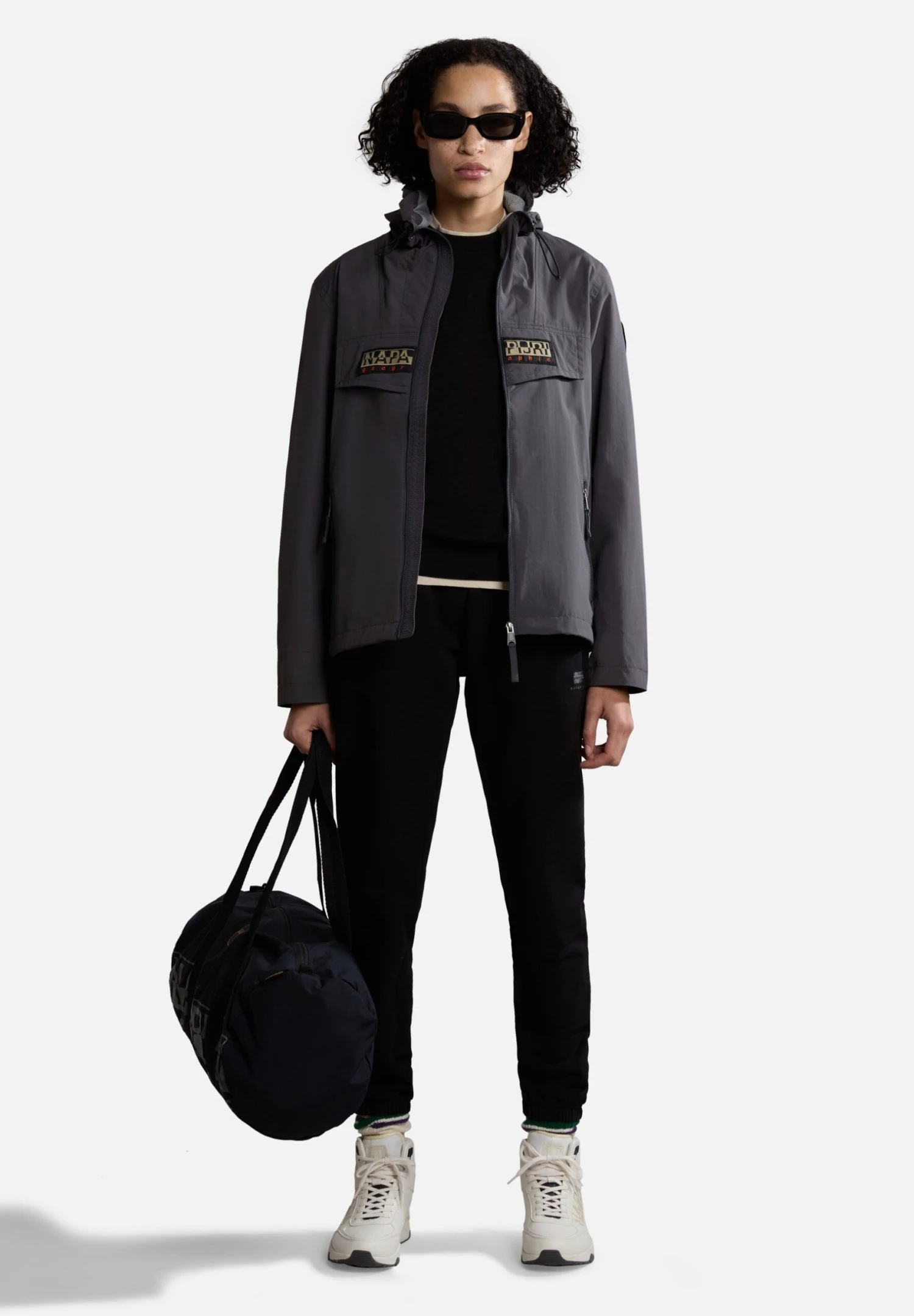 Napapijri Nina - Trainingsbroek - Black 4 Napapijri Nina - Trainingsbroek - Black - Afbeelding 2