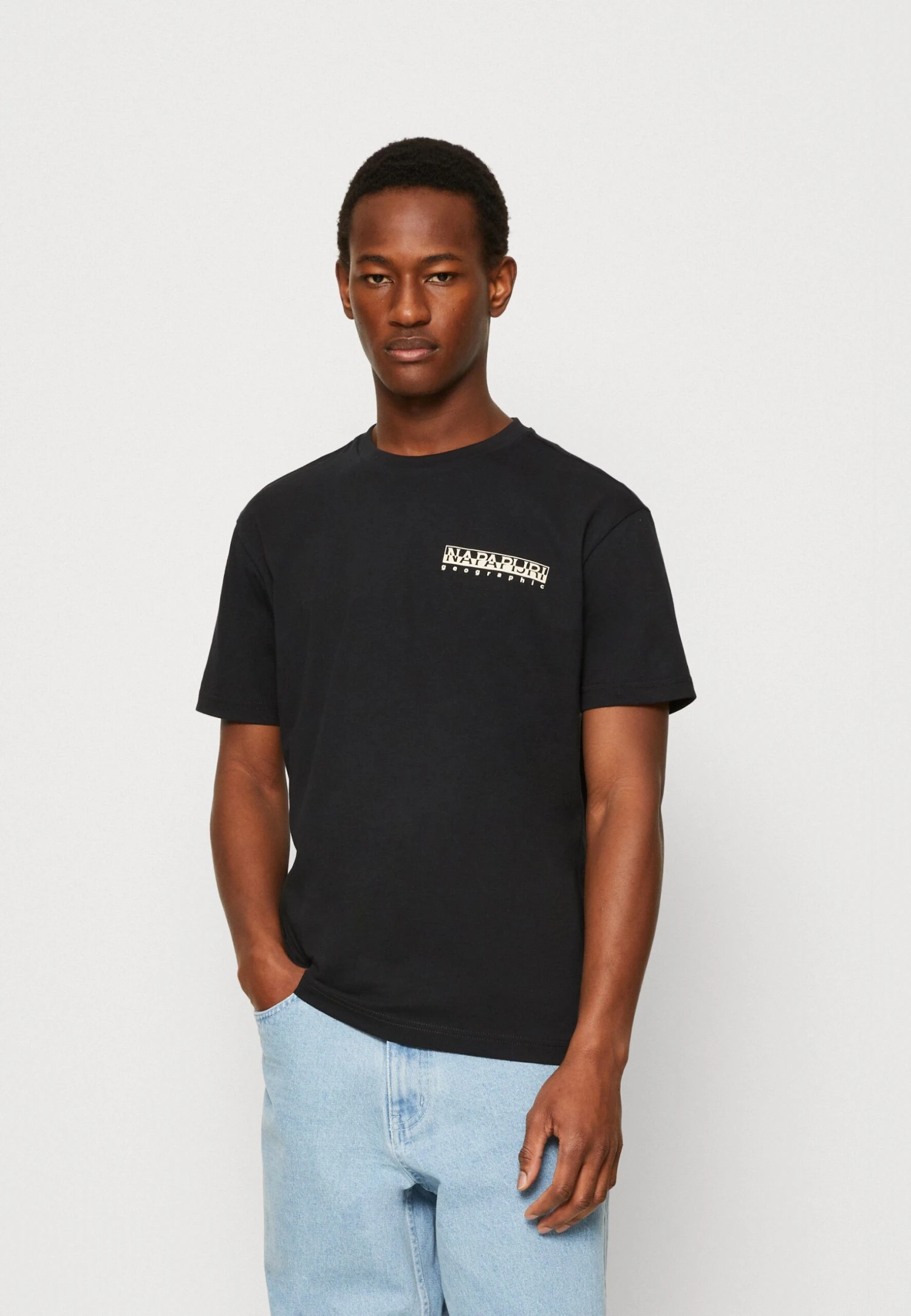 Napapijri Bolivar Unisex - T-Shirt Print - Black 5 Napapijri Bolivar Unisex - T-Shirt Print - Black - Afbeelding 3