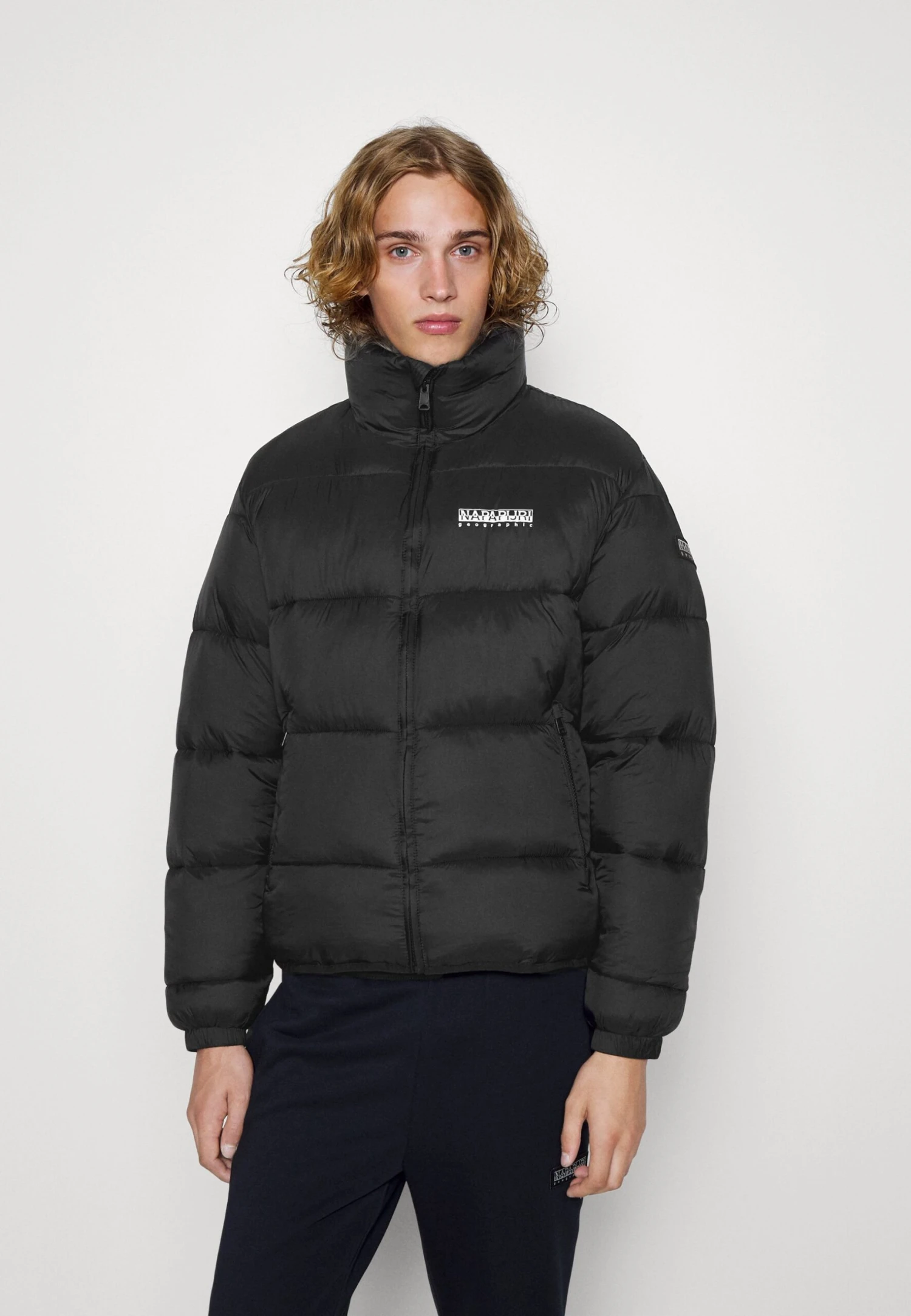 Napapijri Suomi- Gewatteerde Jas - Black 3 Napapijri Suomi- Gewatteerde Jas - Black