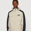 Napapijri Eloro Unisex - Windjack - Humus Beige -Napapijri 8320e746a9f2401c93d2afda5b2348a3