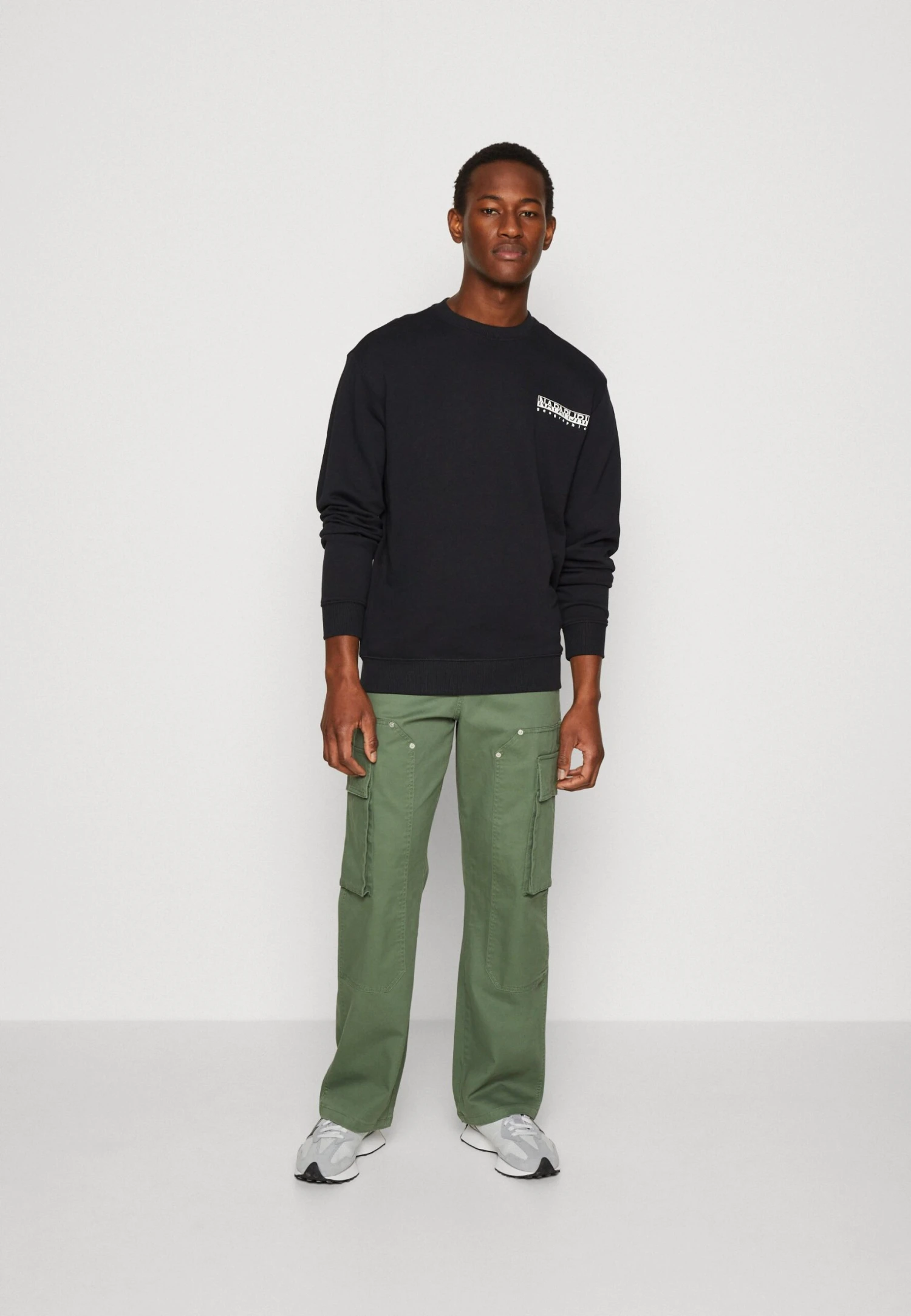 Napapijri Napo Unisex - Sweater - Black 4 Napapijri Napo Unisex - Sweater - Black - Afbeelding 2