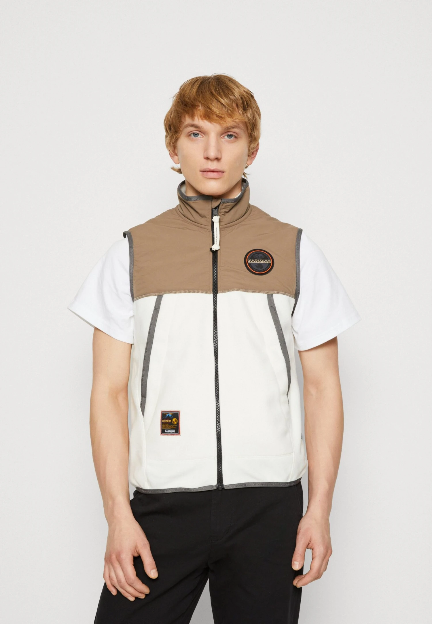 Napapijri Ambato Vest - Bodywarmer - White Whisper 3 Napapijri Ambato Vest - Bodywarmer - White Whisper