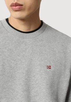 Napapijri Balis Crew- Sweater - Medium Grey Melange -Napapijri 9c11dee2aca14e0698e1eca5790e92b0