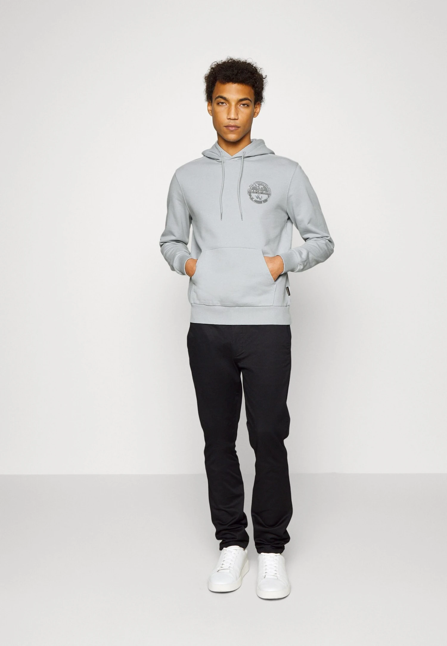 Napapijri Bollo - Hoodie - Light Grey 4 Napapijri Bollo - Hoodie - Light Grey - Afbeelding 2