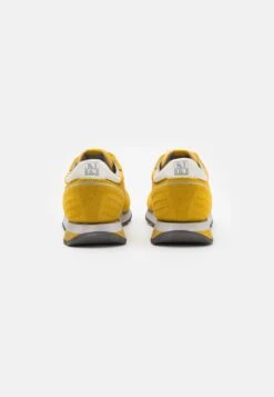 Napapijri Virtus - Sneakers Laag - Freesia Yellow -Napapijri d861448b82804547a282fe27b6515db9