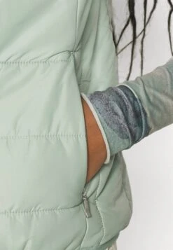 Napapijri Acalmar Vest - Vest - Green Iceberg 17 Napapijri Acalmar Vest - Vest - Green Iceberg -Napapijri dcf66968be4a4400b97f3445b0142c49