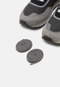 Napapijri Lotus - Sneakers Laag - Black/Grey -Napapijri eab78f6d99104d2da1d4190cb86d8963