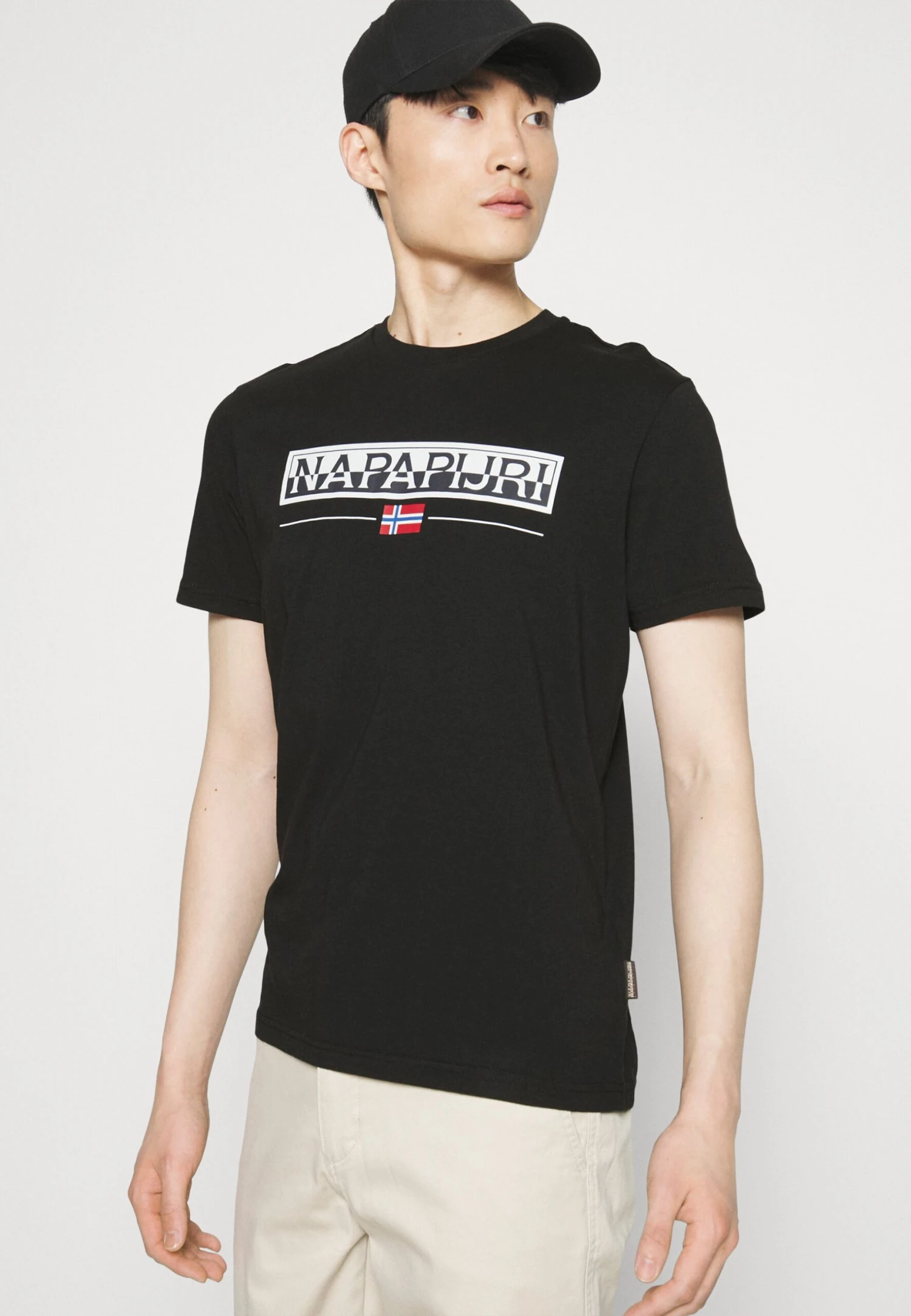 Napapijri T-Shirt Print - Black 6 Napapijri T-Shirt Print - Black - Afbeelding 4